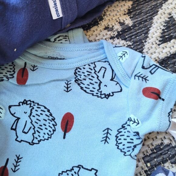 BUNDLE Newborn Onesies Animals Dinosaurs Henleys - Picture 3 of 6